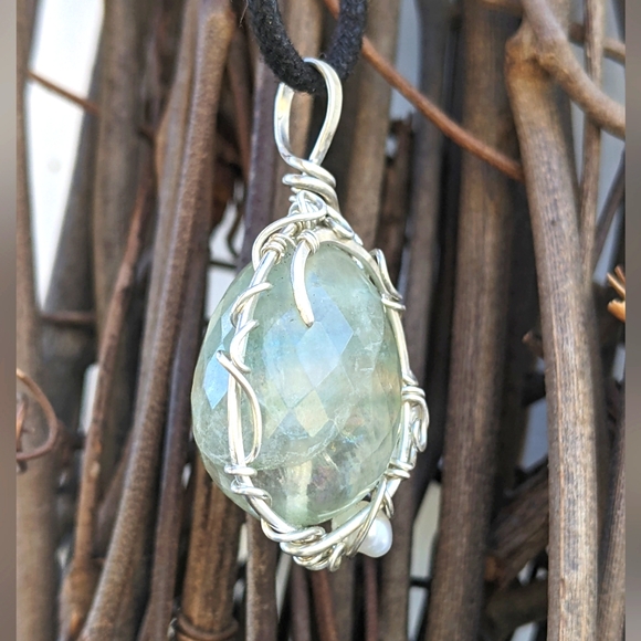 Hand Crafted 925 Sterling Silver Pendant Necklace Faceted Green Fluorite Gem - Picture 12 of 16